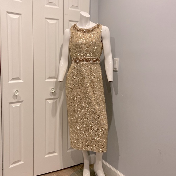 NWOT Mac Duggal gold cocktail midi dress - Picture 3 of 16